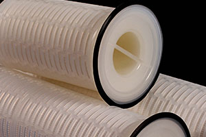 Ligne de machines à souder les embouts de filtres pour la fabrication de filtres plissés avec 7 types d&#39;embouts de filtre de 69 à 70 mm et de filt